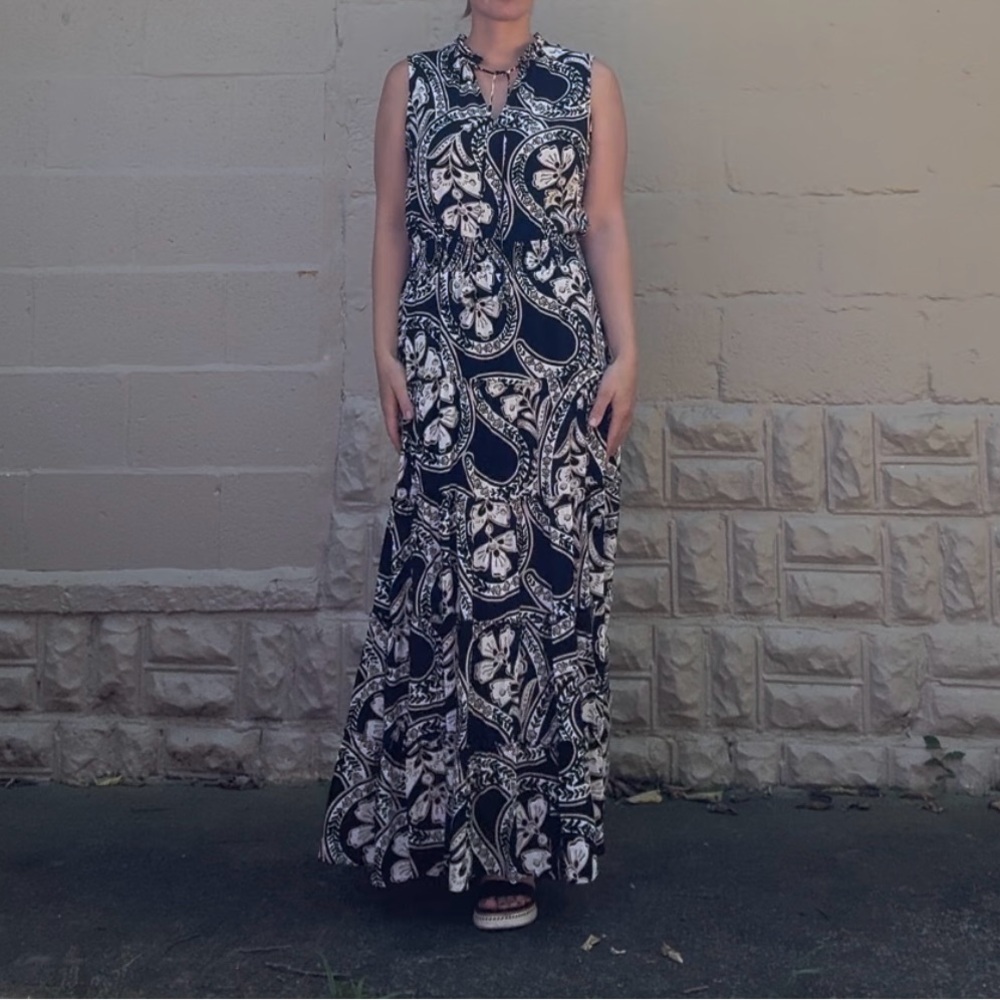 MSK Black and White Paisley Maxi Dress